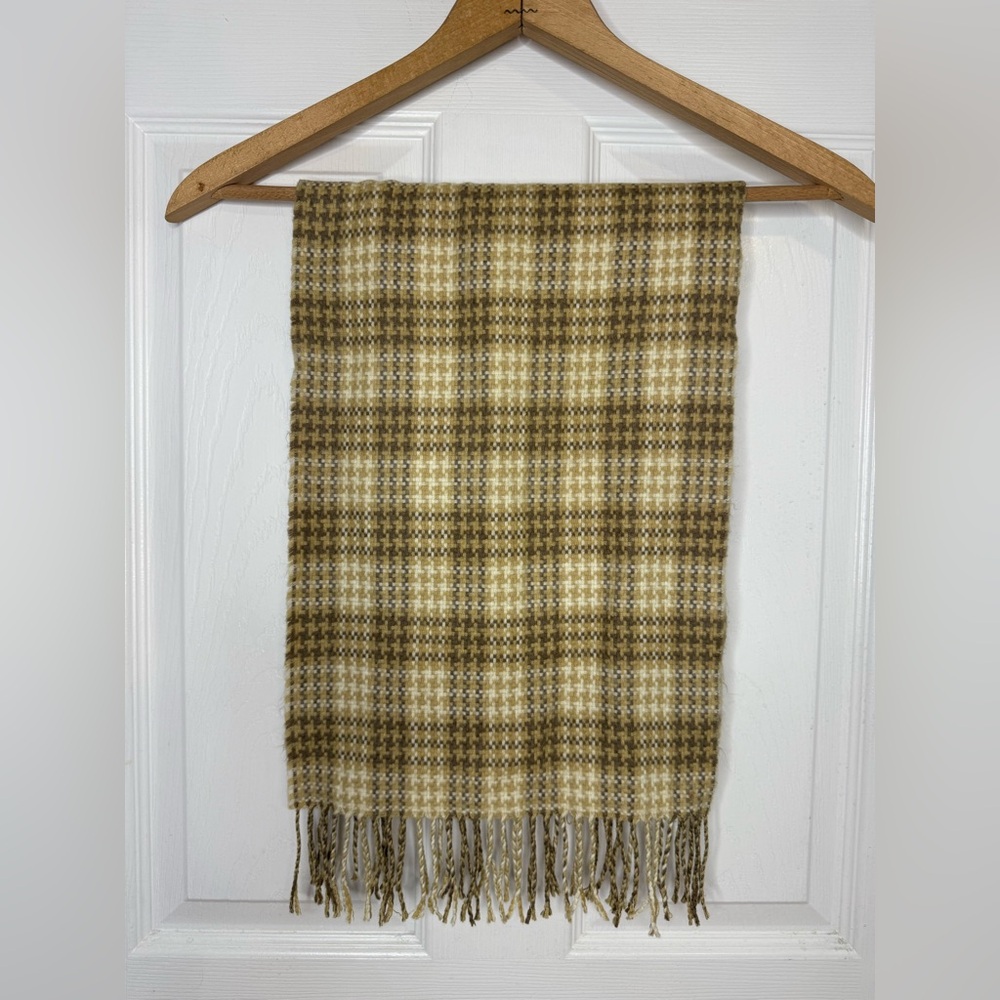 MADE IN SCOTLAND 100% Cashmere Houndstooth Scarf, Cream/Camel/Taupe